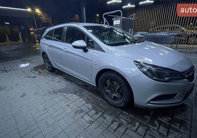 Серый Опель Астра, объемом двигателя 1.6 л и пробегом 185 тыс. км за 10800 $, фото 24 на Automoto.ua