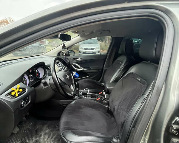 Серый Опель Астра, объемом двигателя 1.6 л и пробегом 198 тыс. км за 10700 $, фото 15 на Automoto.ua