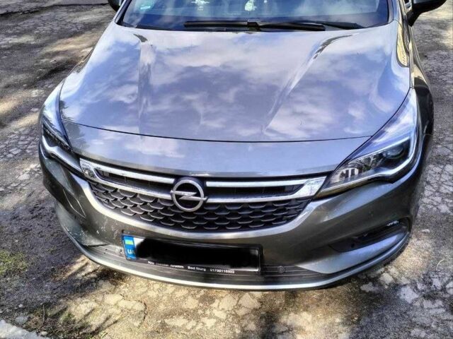 Серый Опель Астра, объемом двигателя 1.6 л и пробегом 230 тыс. км за 11200 $, фото 5 на Automoto.ua