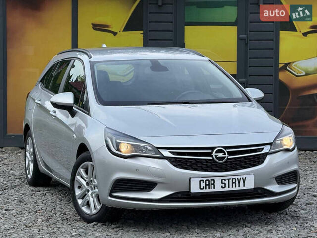 Серый Опель Астра, объемом двигателя 1.6 л и пробегом 250 тыс. км за 9500 $, фото 12 на Automoto.ua
