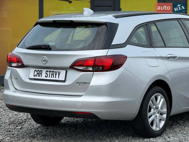 Серый Опель Астра, объемом двигателя 1.6 л и пробегом 250 тыс. км за 9500 $, фото 24 на Automoto.ua