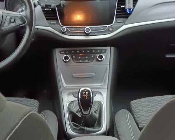 Серый Опель Астра, объемом двигателя 1.6 л и пробегом 206 тыс. км за 10850 $, фото 75 на Automoto.ua