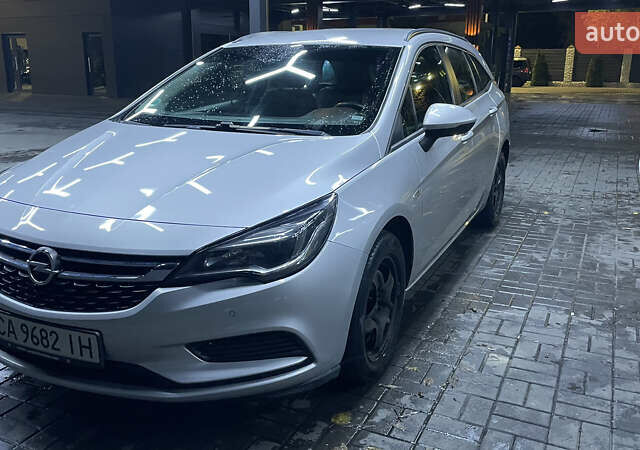 Серый Опель Астра, объемом двигателя 1.6 л и пробегом 185 тыс. км за 10800 $, фото 27 на Automoto.ua