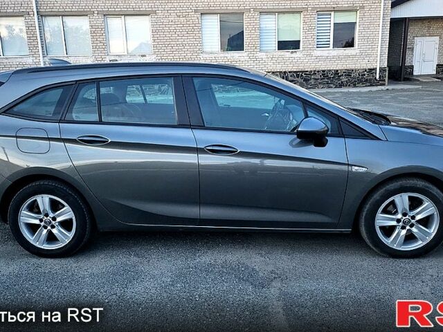 Серый Опель Астра, объемом двигателя 1.6 л и пробегом 205 тыс. км за 10700 $, фото 5 на Automoto.ua