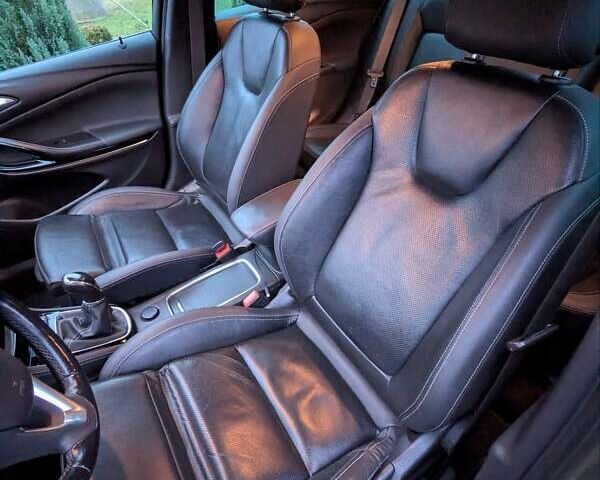 Серый Опель Астра, объемом двигателя 1.6 л и пробегом 192 тыс. км за 12100 $, фото 57 на Automoto.ua