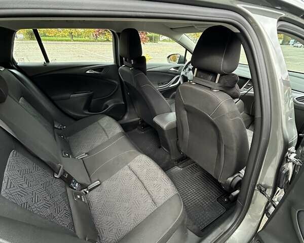 Сірий Опель Астра, об'ємом двигуна 1.6 л та пробігом 218 тис. км за 11000 $, фото 12 на Automoto.ua