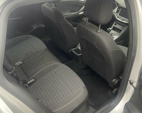 Сірий Опель Астра, об'ємом двигуна 1.6 л та пробігом 168 тис. км за 10700 $, фото 5 на Automoto.ua