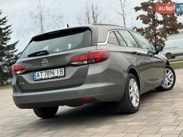 Серый Опель Астра, объемом двигателя 1.6 л и пробегом 209 тыс. км за 10999 $, фото 5 на Automoto.ua