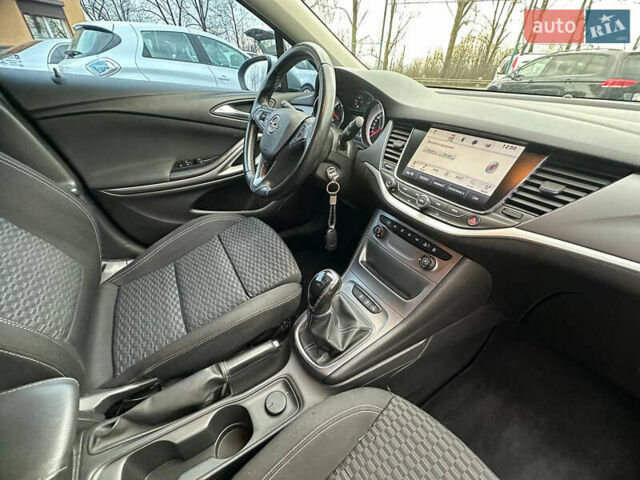 Серый Опель Астра, объемом двигателя 1.6 л и пробегом 127 тыс. км за 9699 $, фото 19 на Automoto.ua