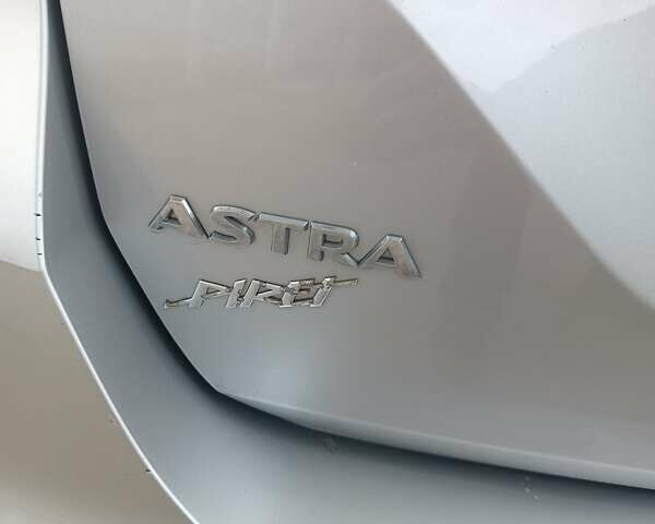 Серый Опель Астра, объемом двигателя 1.6 л и пробегом 256 тыс. км за 11999 $, фото 20 на Automoto.ua