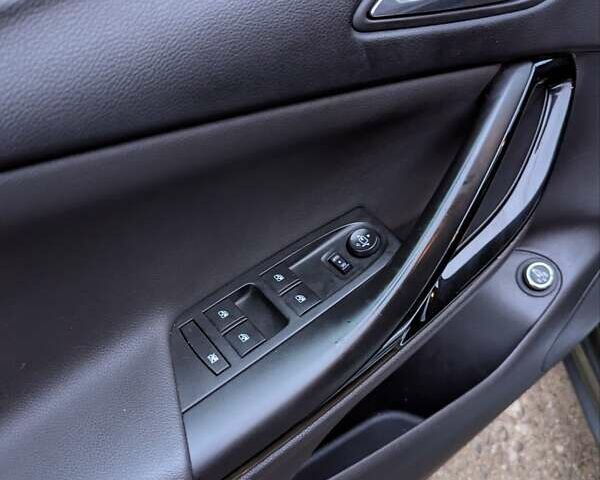 Серый Опель Астра, объемом двигателя 1.6 л и пробегом 192 тыс. км за 12100 $, фото 56 на Automoto.ua