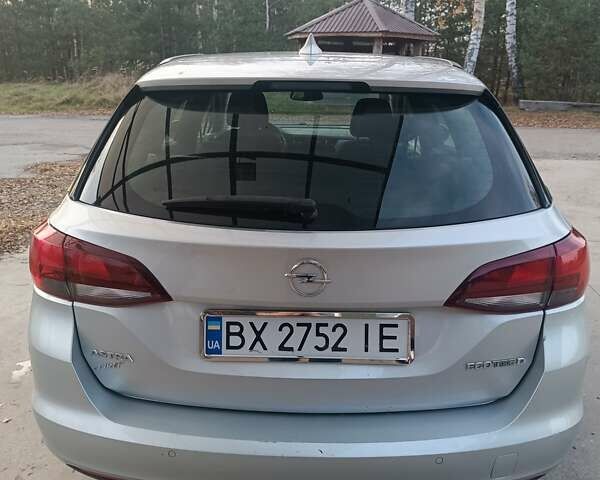 Серый Опель Астра, объемом двигателя 1.6 л и пробегом 256 тыс. км за 11999 $, фото 2 на Automoto.ua