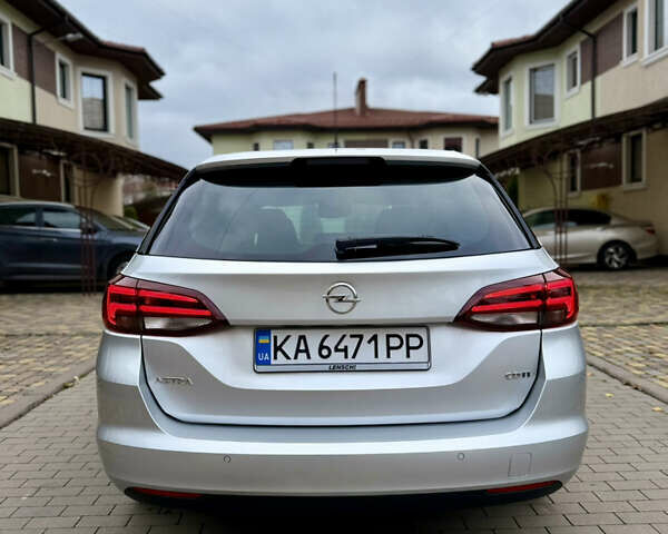 Серый Опель Астра, объемом двигателя 1.6 л и пробегом 136 тыс. км за 11800 $, фото 9 на Automoto.ua