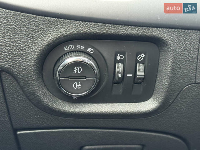 Серый Опель Астра, объемом двигателя 1.6 л и пробегом 189 тыс. км за 12100 $, фото 36 на Automoto.ua