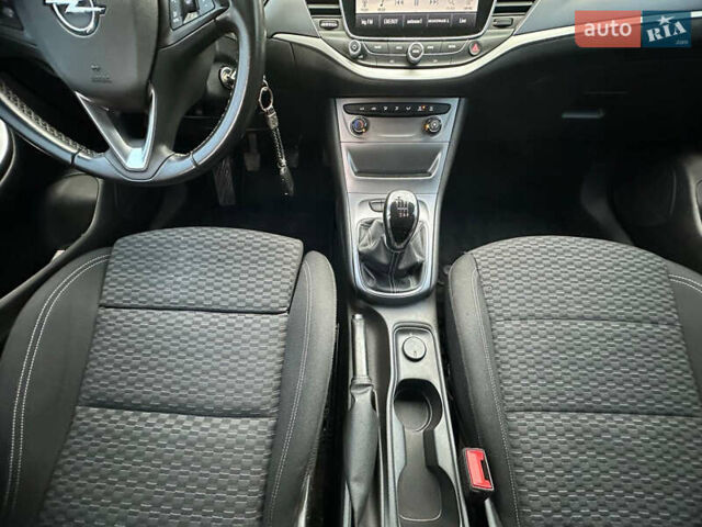 Серый Опель Астра, объемом двигателя 1.6 л и пробегом 127 тыс. км за 9699 $, фото 22 на Automoto.ua