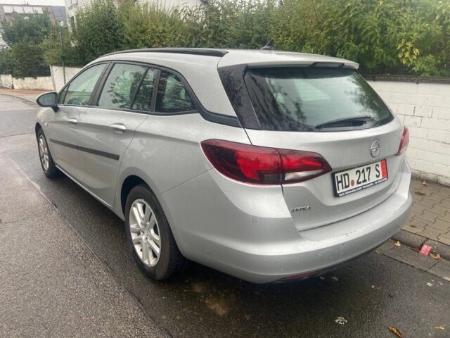 Серый Опель Астра, объемом двигателя 1.6 л и пробегом 168 тыс. км за 10900 $, фото 1 на Automoto.ua