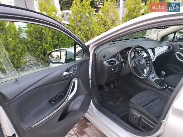 Серый Опель Астра, объемом двигателя 1.6 л и пробегом 336 тыс. км за 10000 $, фото 16 на Automoto.ua