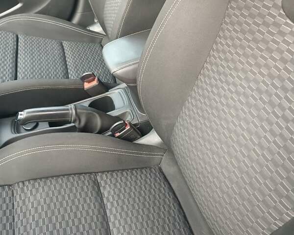 Серый Опель Астра, объемом двигателя 1.6 л и пробегом 256 тыс. км за 11999 $, фото 12 на Automoto.ua