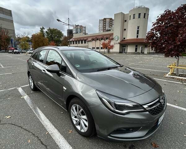 Сірий Опель Астра, об'ємом двигуна 1.6 л та пробігом 218 тис. км за 11000 $, фото 18 на Automoto.ua