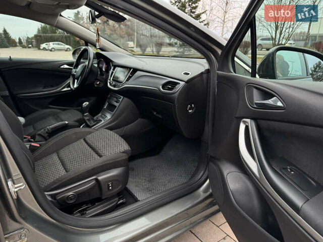 Серый Опель Астра, объемом двигателя 1.6 л и пробегом 209 тыс. км за 10999 $, фото 35 на Automoto.ua