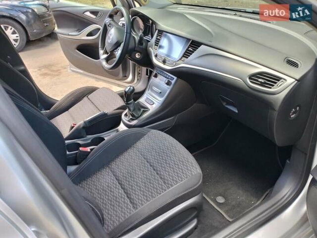 Серый Опель Астра, объемом двигателя 1.6 л и пробегом 336 тыс. км за 10000 $, фото 18 на Automoto.ua