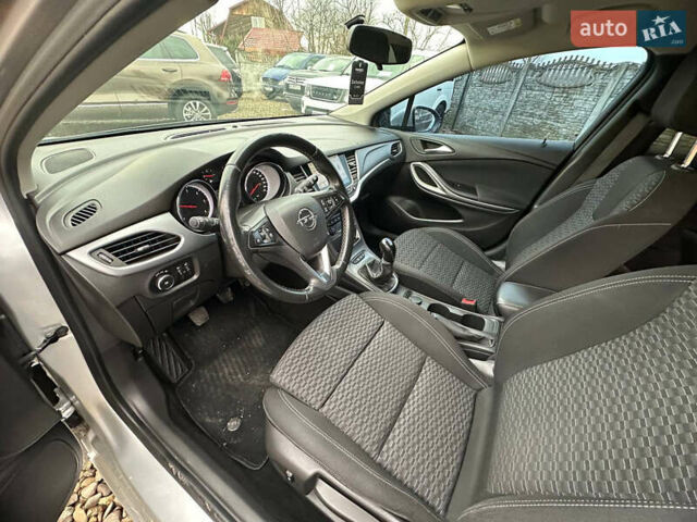 Серый Опель Астра, объемом двигателя 1.6 л и пробегом 127 тыс. км за 9699 $, фото 25 на Automoto.ua