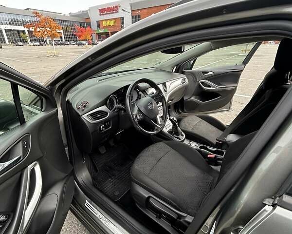 Сірий Опель Астра, об'ємом двигуна 1.6 л та пробігом 218 тис. км за 11000 $, фото 11 на Automoto.ua