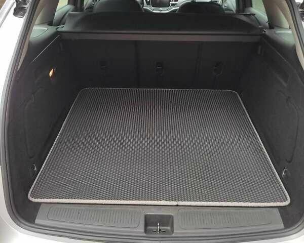 Серый Опель Астра, объемом двигателя 1.6 л и пробегом 261 тыс. км за 12300 $, фото 16 на Automoto.ua