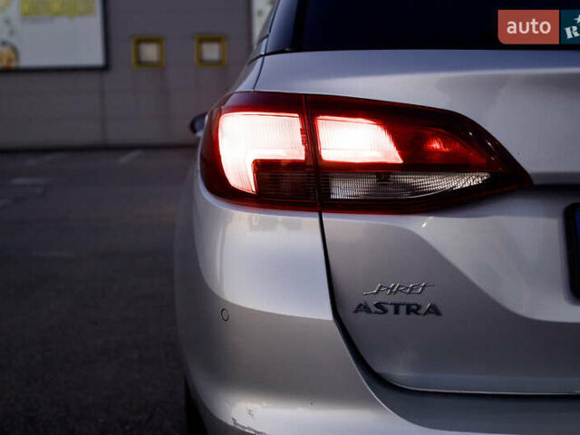 Сірий Опель Астра, об'ємом двигуна 1.6 л та пробігом 246 тис. км за 8500 $, фото 12 на Automoto.ua