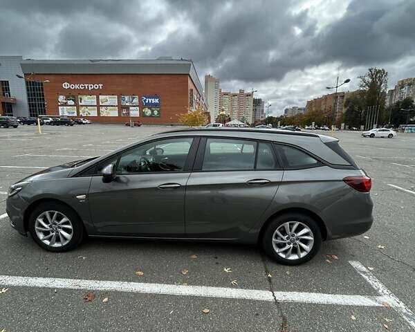 Сірий Опель Астра, об'ємом двигуна 1.6 л та пробігом 218 тис. км за 11000 $, фото 2 на Automoto.ua