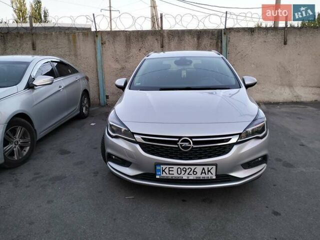 Серый Опель Астра, объемом двигателя 1.6 л и пробегом 336 тыс. км за 10000 $, фото 12 на Automoto.ua