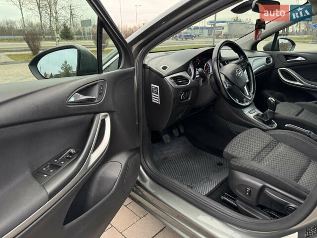 Серый Опель Астра, объемом двигателя 1.6 л и пробегом 209 тыс. км за 10999 $, фото 32 на Automoto.ua