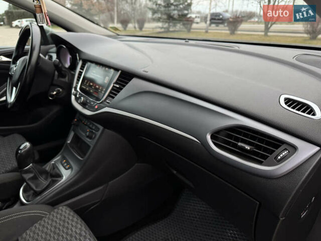 Серый Опель Астра, объемом двигателя 1.6 л и пробегом 209 тыс. км за 10999 $, фото 36 на Automoto.ua