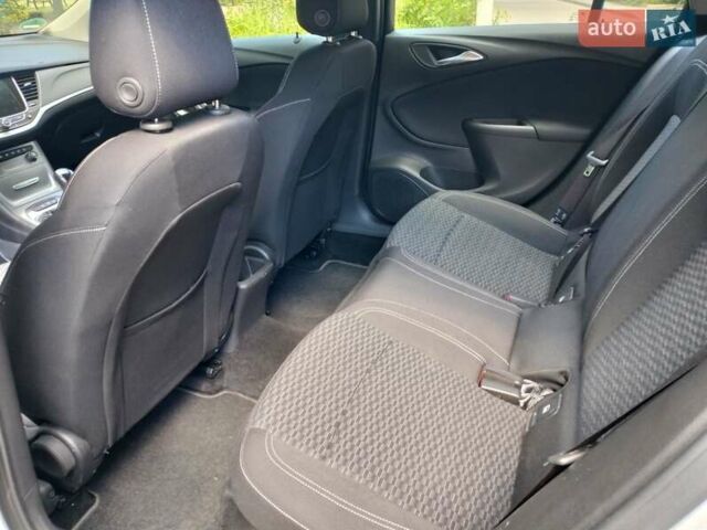 Серый Опель Астра, объемом двигателя 1.6 л и пробегом 336 тыс. км за 10000 $, фото 19 на Automoto.ua