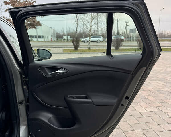 Серый Опель Астра, объемом двигателя 1.6 л и пробегом 209 тыс. км за 10999 $, фото 30 на Automoto.ua