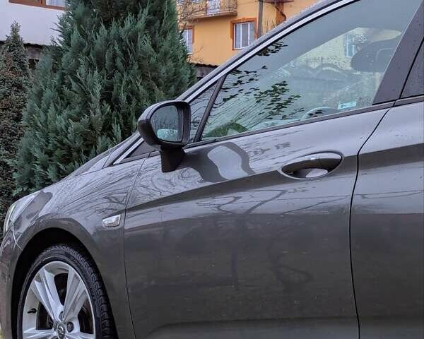 Серый Опель Астра, объемом двигателя 1.6 л и пробегом 192 тыс. км за 12100 $, фото 24 на Automoto.ua