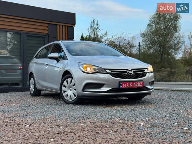 Сірий Опель Астра, об'ємом двигуна 1.6 л та пробігом 218 тис. км за 11950 $, фото 2 на Automoto.ua