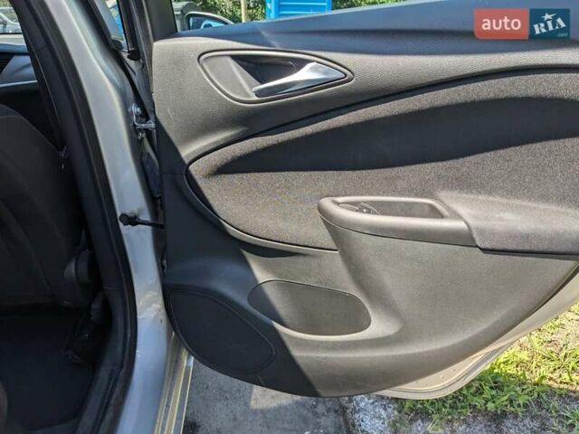 Сірий Опель Астра, об'ємом двигуна 1.6 л та пробігом 160 тис. км за 11200 $, фото 14 на Automoto.ua