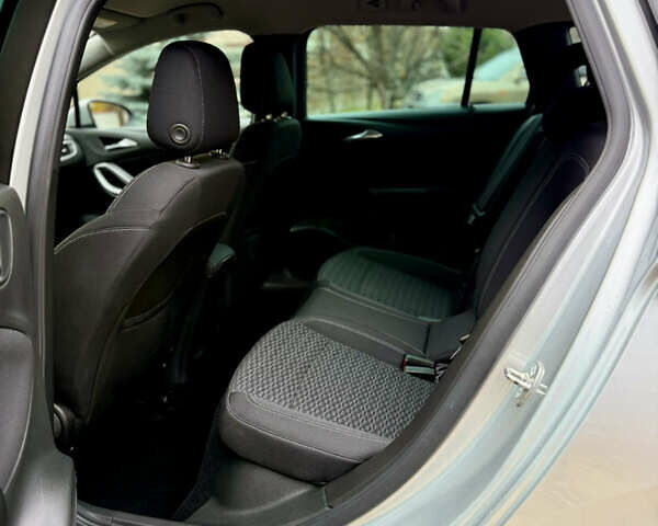 Серый Опель Астра, объемом двигателя 1.6 л и пробегом 136 тыс. км за 11800 $, фото 36 на Automoto.ua