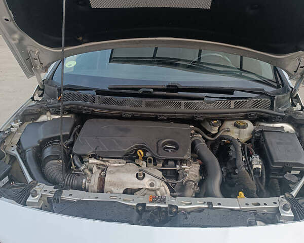 Серый Опель Астра, объемом двигателя 1.6 л и пробегом 256 тыс. км за 11999 $, фото 7 на Automoto.ua