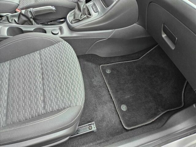 Сірий Опель Астра, об'ємом двигуна 1.6 л та пробігом 197 тис. км за 10300 $, фото 10 на Automoto.ua