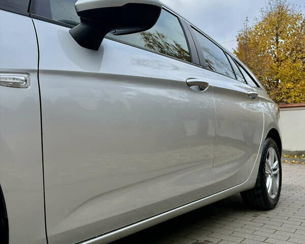 Серый Опель Астра, объемом двигателя 1.6 л и пробегом 136 тыс. км за 11800 $, фото 13 на Automoto.ua