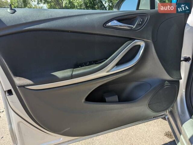 Сірий Опель Астра, об'ємом двигуна 1.6 л та пробігом 160 тис. км за 11200 $, фото 19 на Automoto.ua