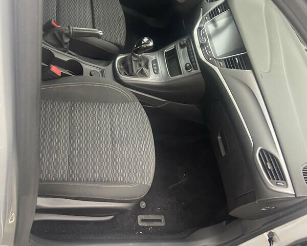 Сірий Опель Астра, об'ємом двигуна 1.6 л та пробігом 168 тис. км за 10700 $, фото 4 на Automoto.ua