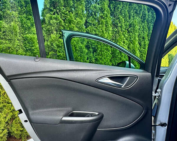 Сірий Опель Астра, об'ємом двигуна 1.6 л та пробігом 215 тис. км за 10600 $, фото 64 на Automoto.ua