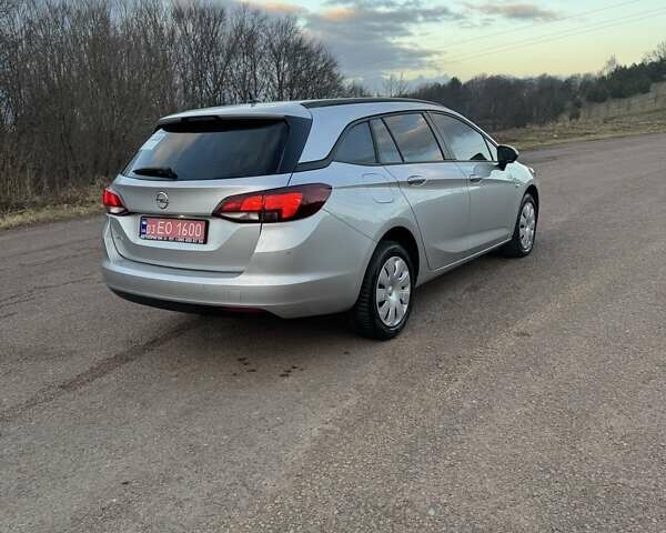 Сірий Опель Астра, об'ємом двигуна 1.6 л та пробігом 146 тис. км за 9000 $, фото 5 на Automoto.ua