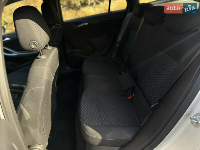 Серый Опель Астра, объемом двигателя 1.6 л и пробегом 167 тыс. км за 11200 $, фото 26 на Automoto.ua