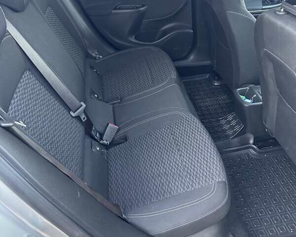 Серый Опель Астра, объемом двигателя 1.62 л и пробегом 146 тыс. км за 8400 $, фото 17 на Automoto.ua