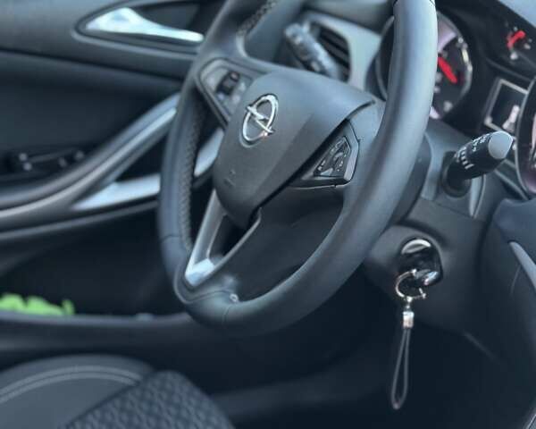 Серый Опель Астра, объемом двигателя 1.6 л и пробегом 146 тыс. км за 7999 $, фото 10 на Automoto.ua