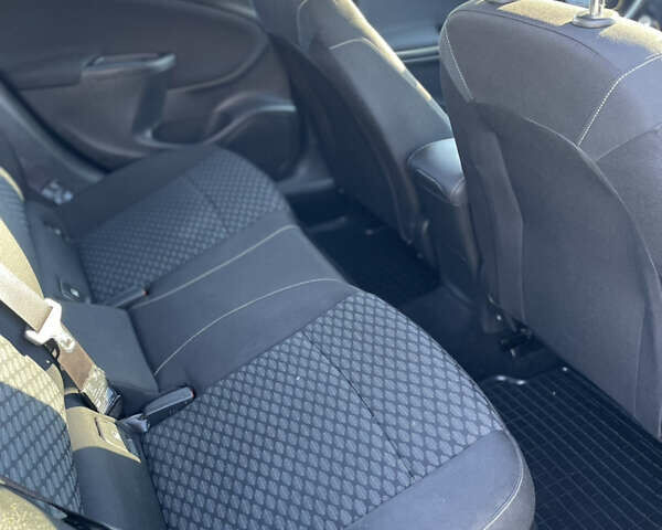 Серый Опель Астра, объемом двигателя 1.6 л и пробегом 207 тыс. км за 10800 $, фото 7 на Automoto.ua